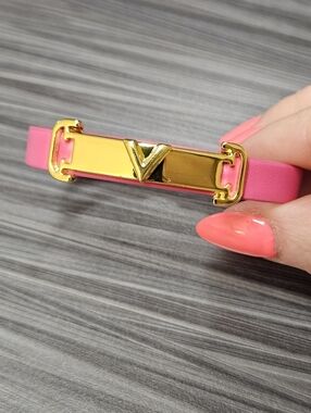 NEW Hot Pink Vegan Leather Gold "V" Plate Accent Adjustable Bracelet